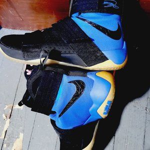 Lebron soldier 10s